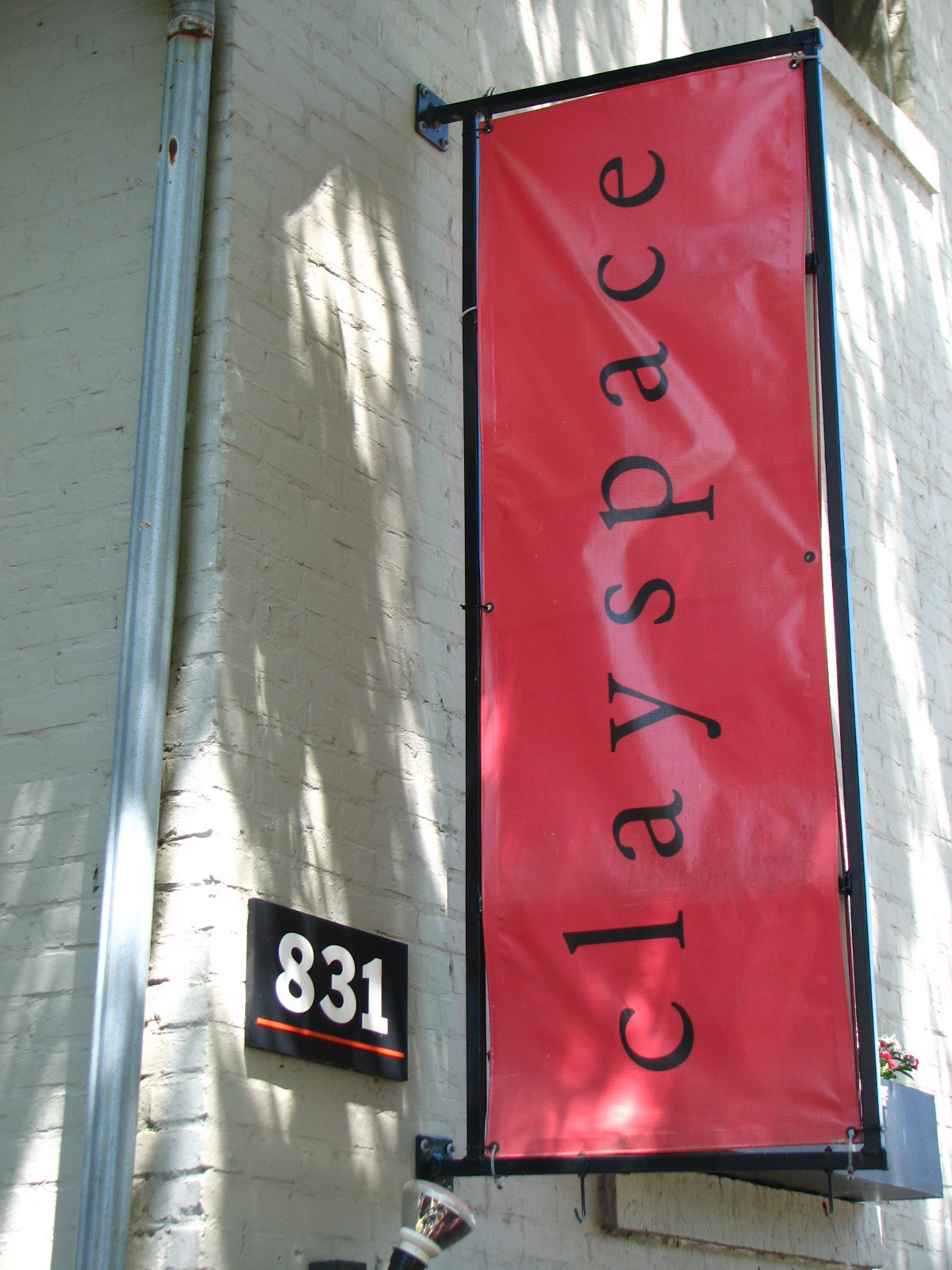 Clayspace and Gallery 831